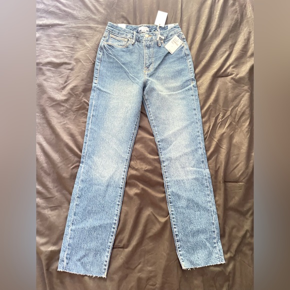 Good American Good Classic Jeans - Picture 2 of 7